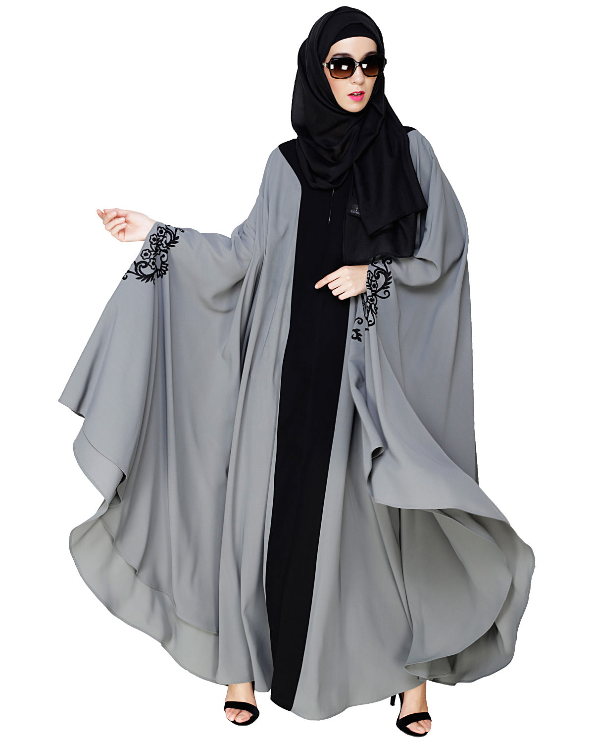 Delicate Embroidered Irani Kaftan