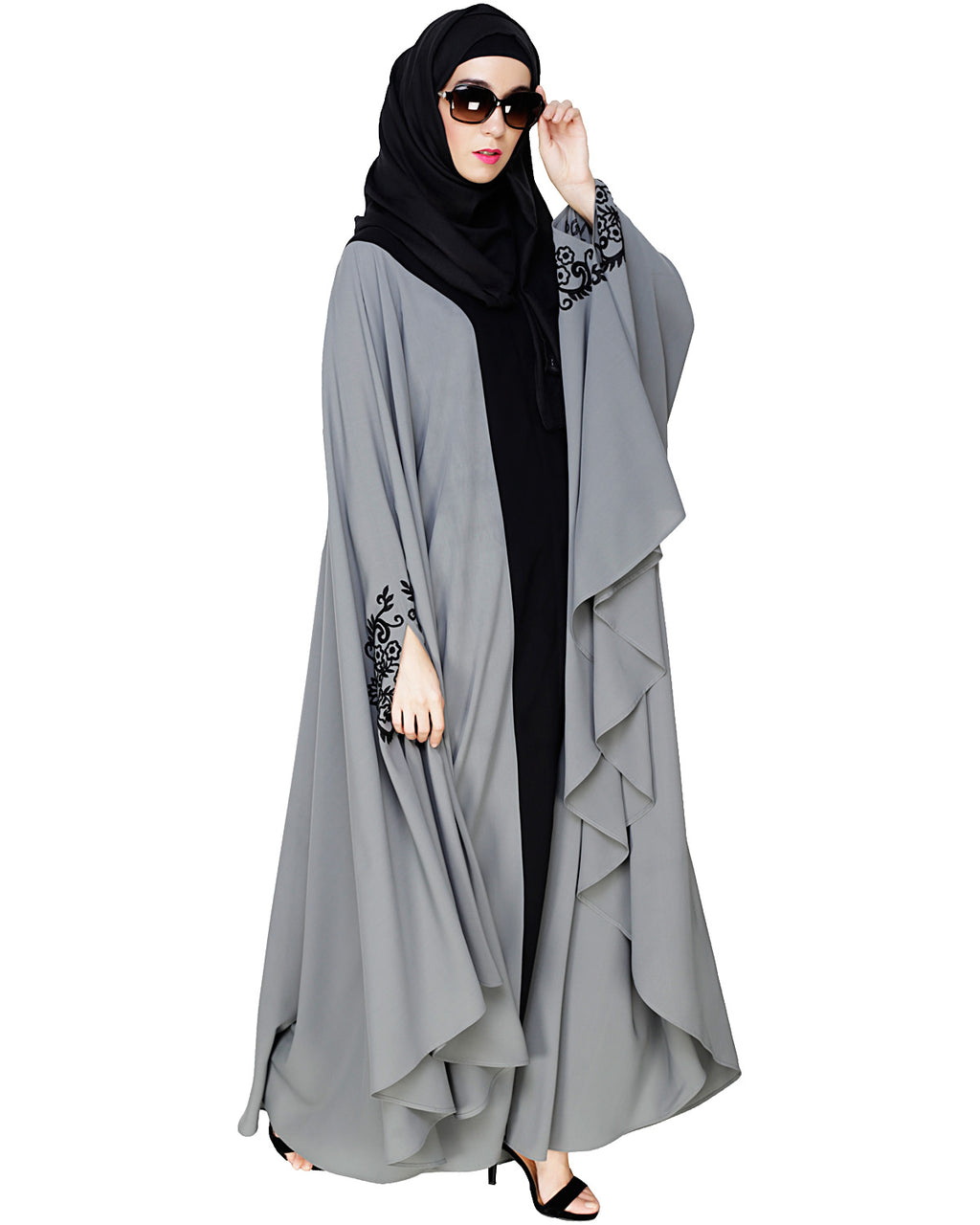 Delicate Embroidered Irani Kaftan