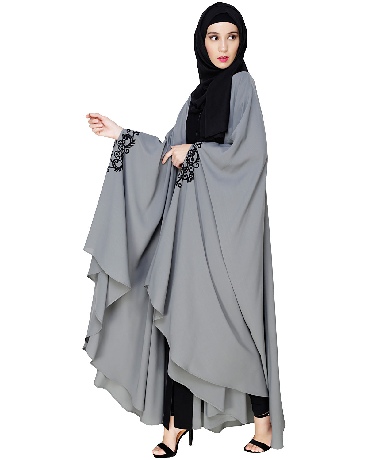 Delicate Embroidered Irani Kaftan