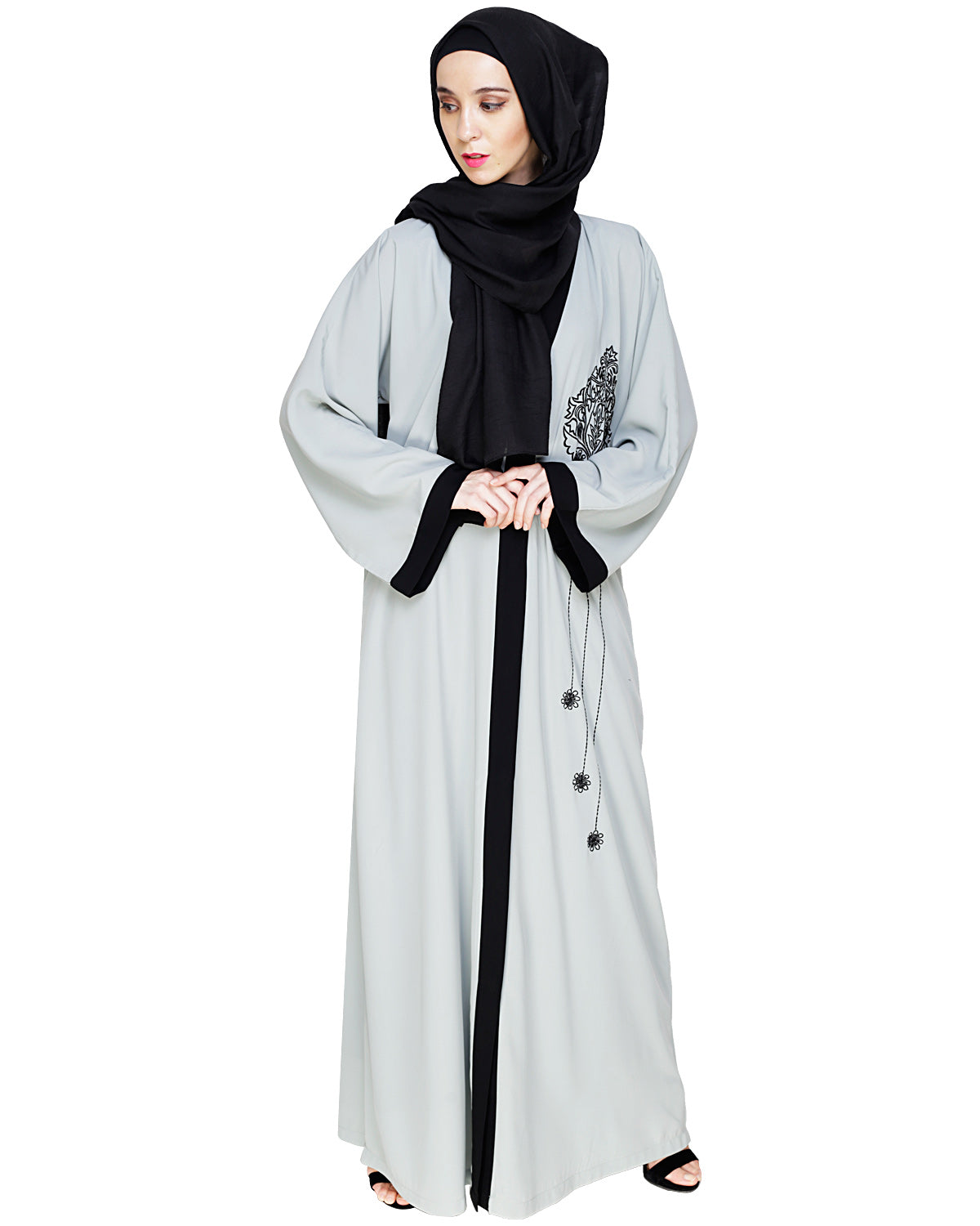 Contrast Embroidered Dubai Style Abaya