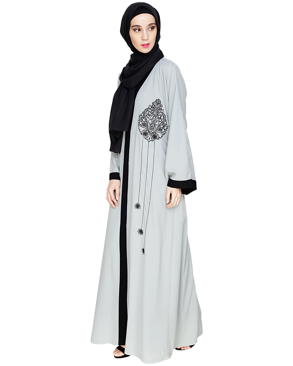 Contrast Embroidered Dubai Style Abaya