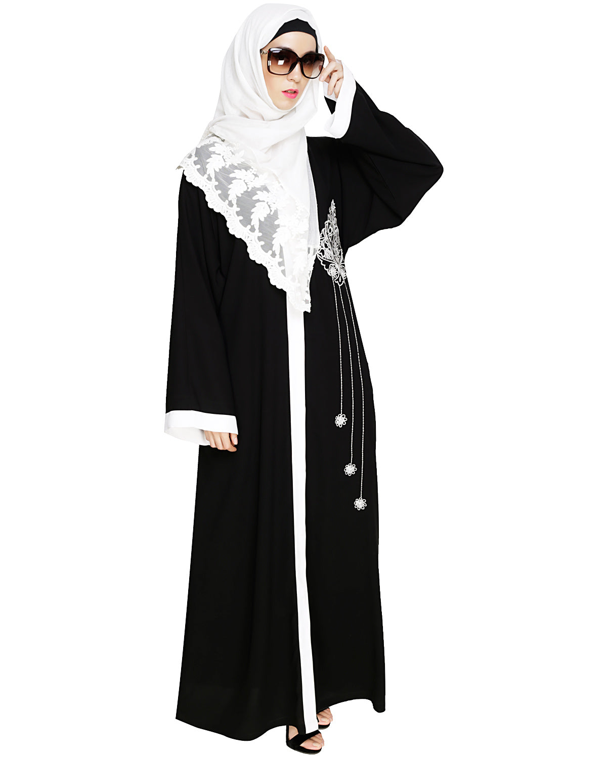 Contrast Embroidered Dubai Style Abaya
