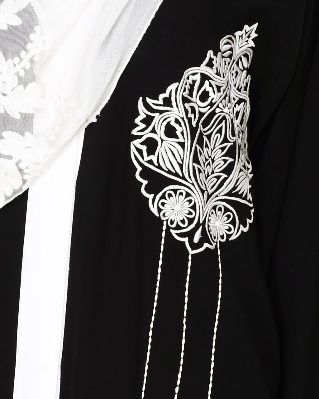 Contrast Embroidered Dubai Style Abaya