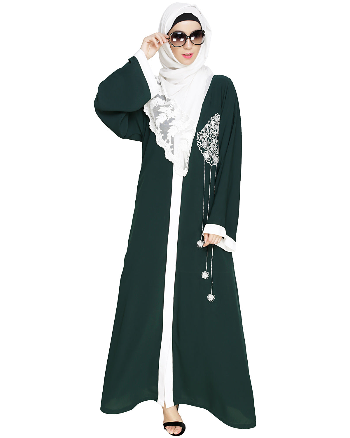 Contrast Embroidered Dubai Style Abaya
