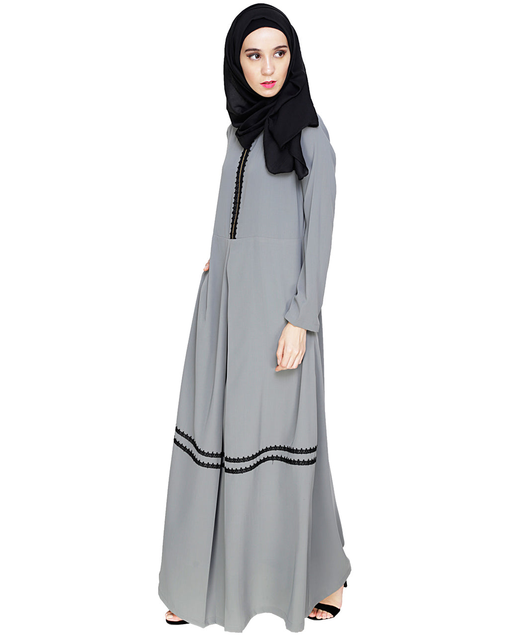 Graceful Lacy Abaya