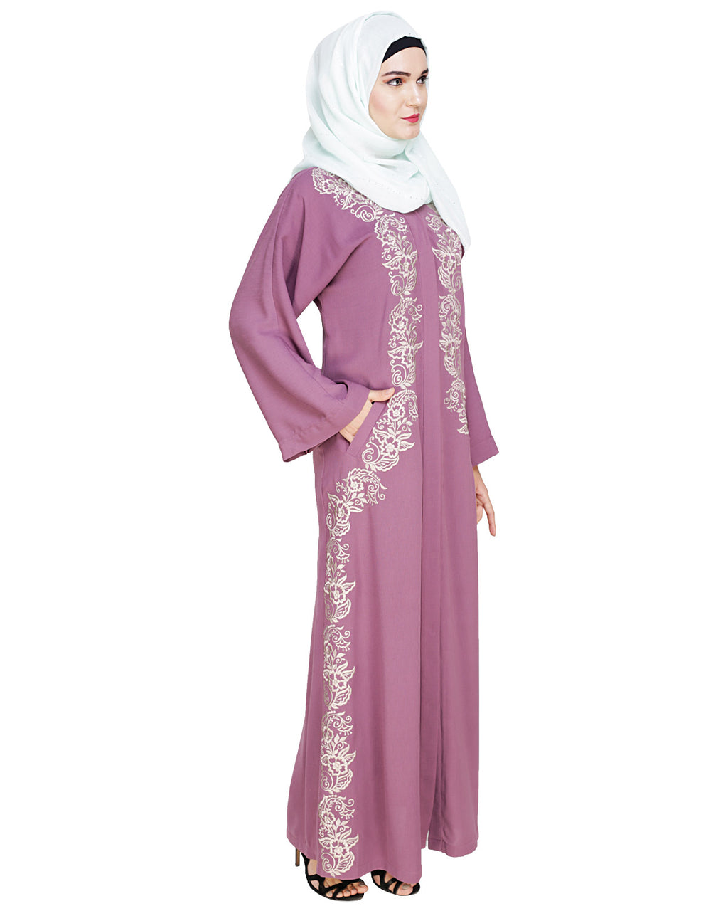 Astonishing Embroidered Dubai Style Abaya