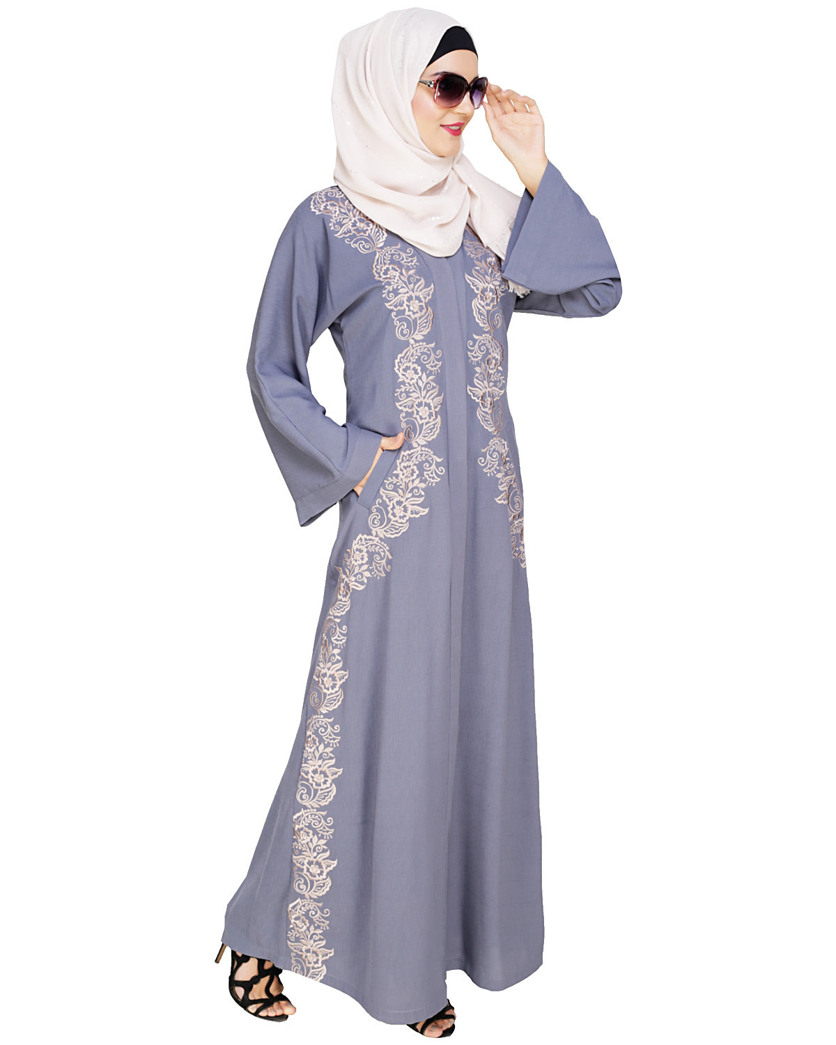 Astonishing Embroidered Dubai Style Abaya