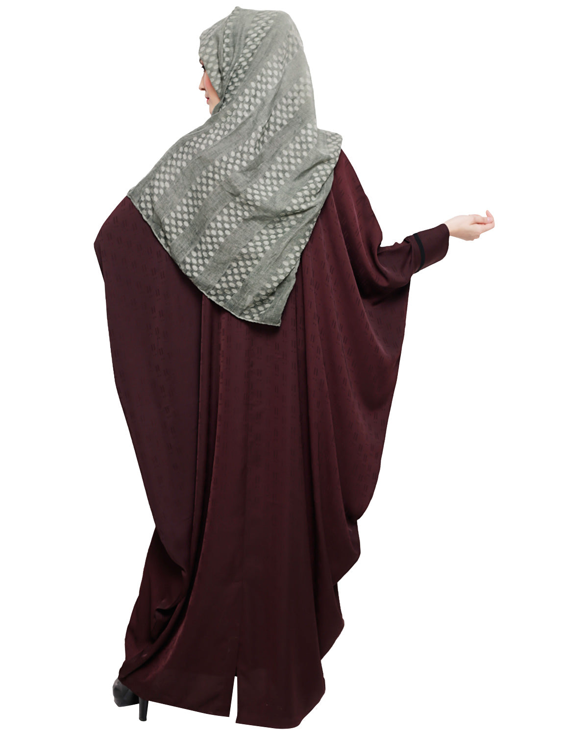 Graceful Pleated Kaftan