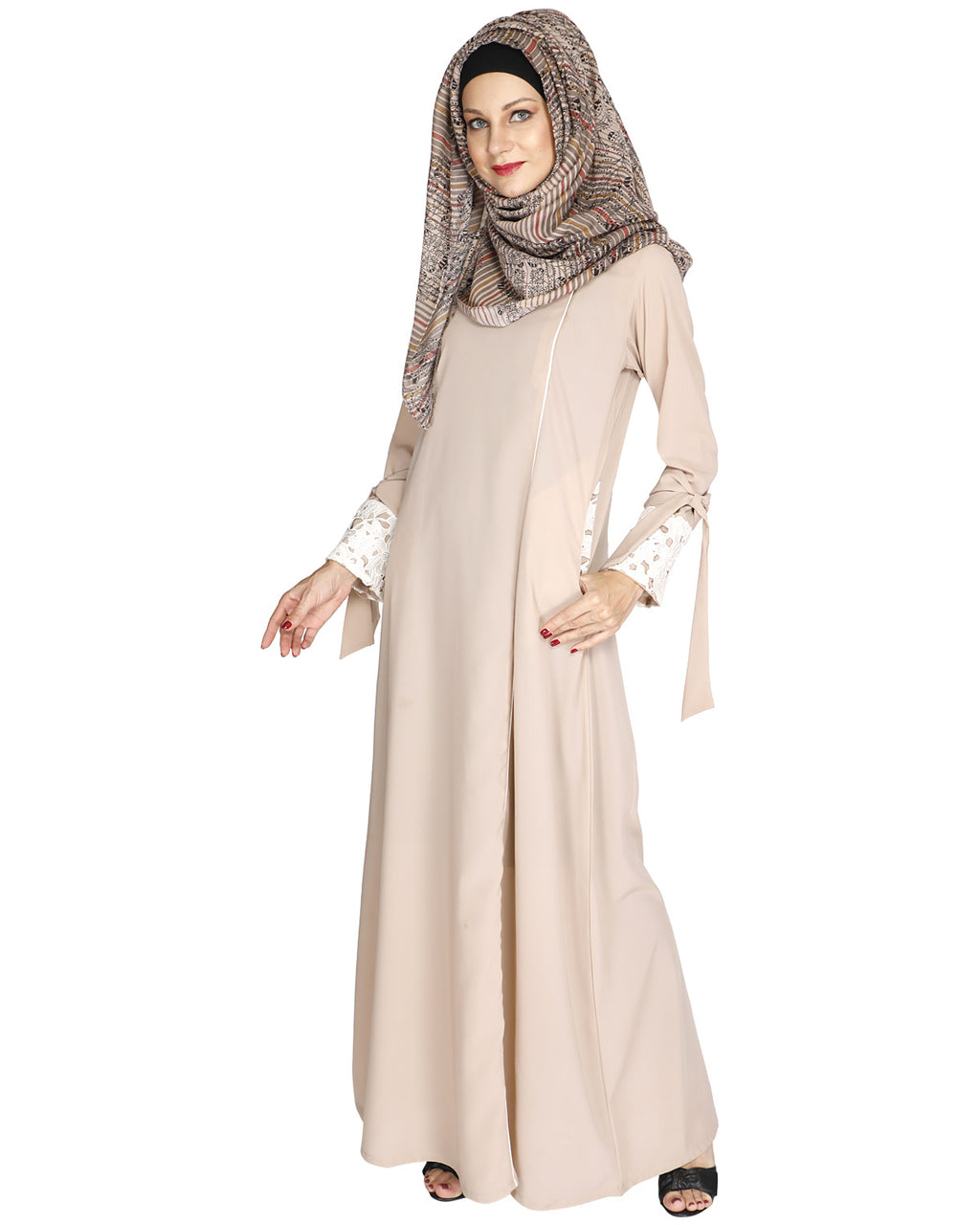 Lace & Bow Detailed Abaya