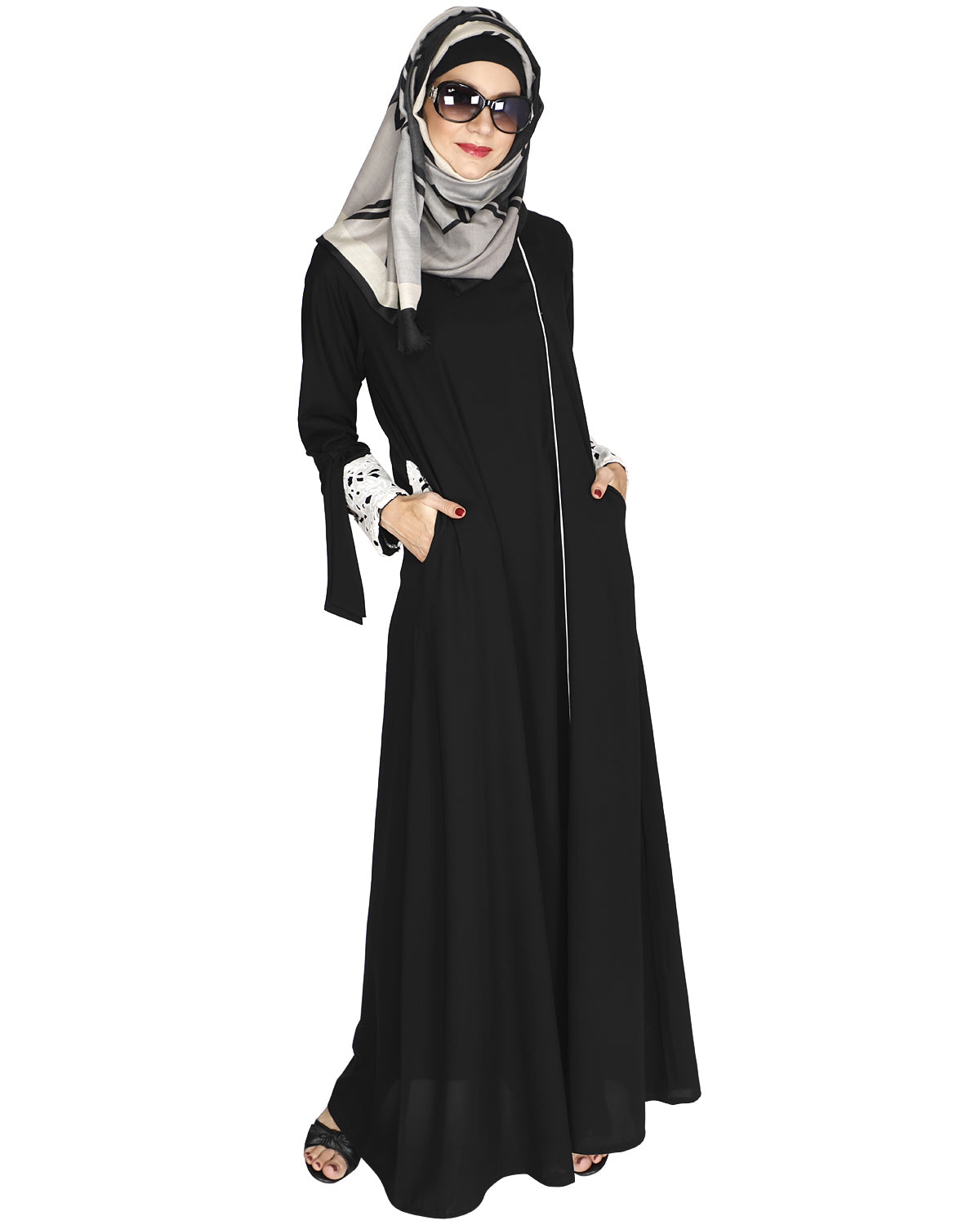Lace & Bow Detailed Abaya
