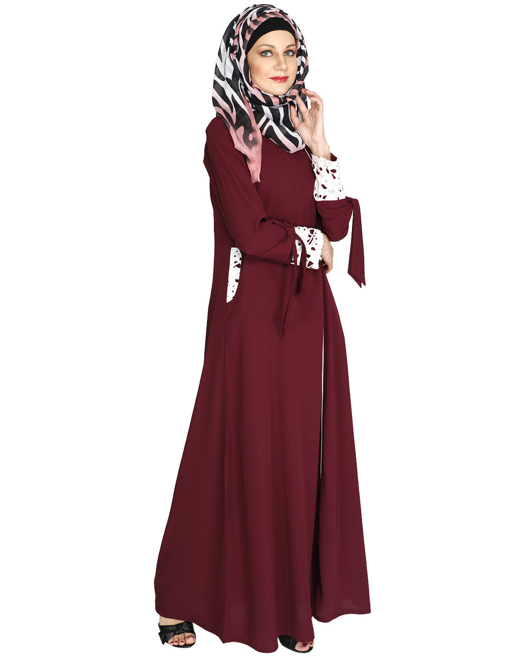 Lace & Bow Detailed Abaya