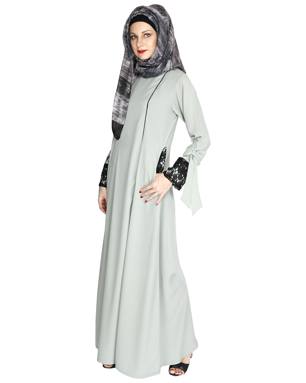 Lace & Bow Detailed Abaya