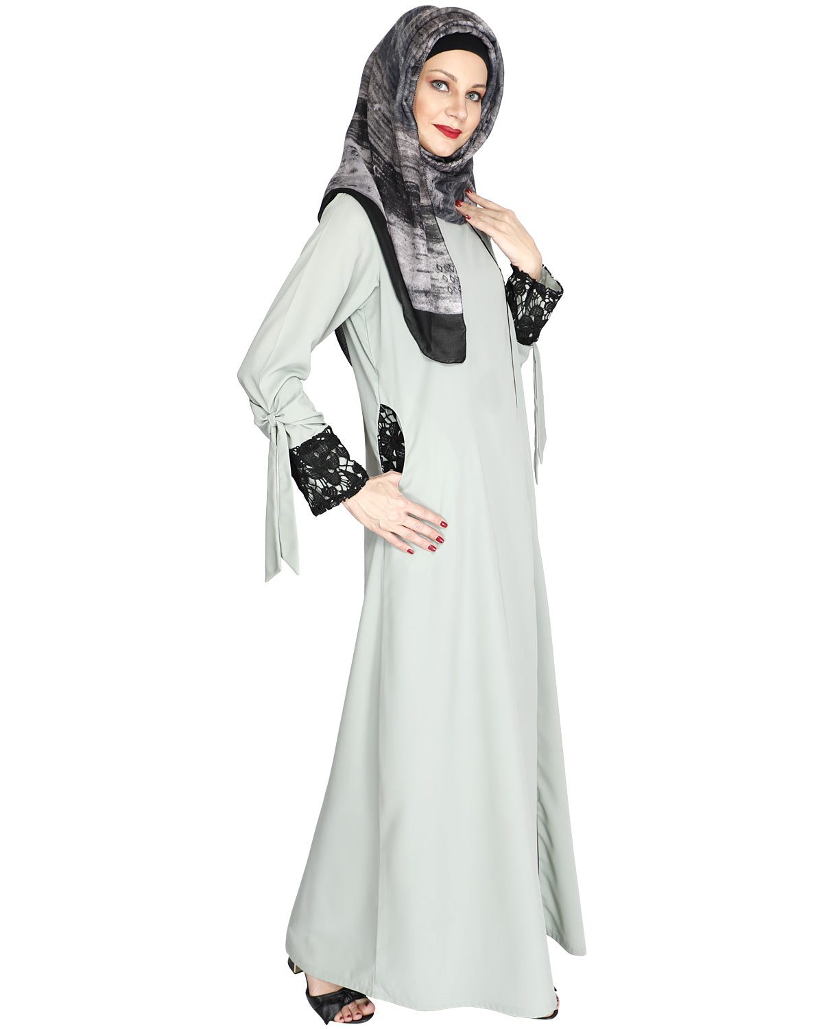 Lace & Bow Detailed Abaya