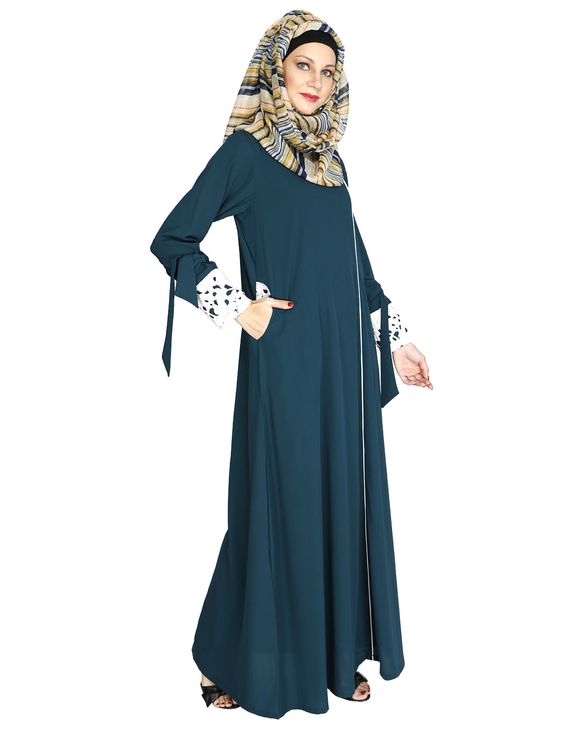 Lace & Bow Detailed Abaya