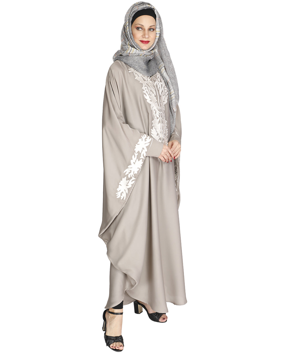 Aesthetically Elegent Black Kaftan
