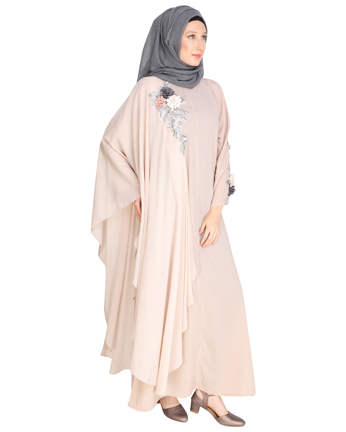 Awe Inspiring Abaya