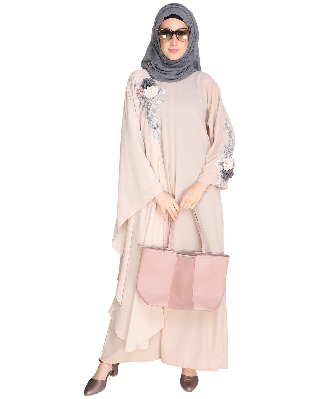 Awe Inspiring Abaya