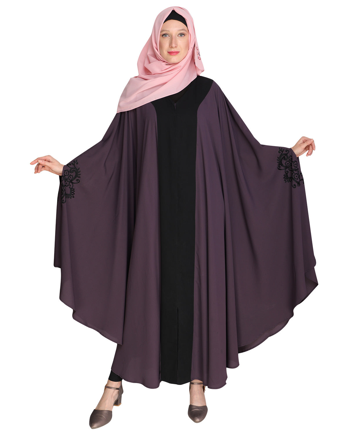 Delicate Embroidered Irani Kaftan
