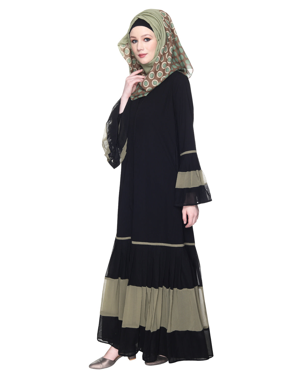 Bell Style Pleated Abaya