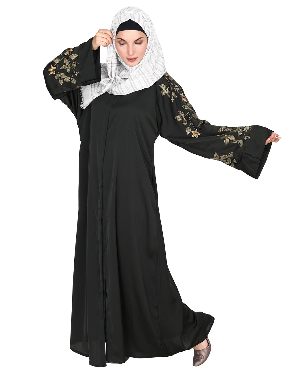 Alluring Floral Embroidery Dubai Style Abaya