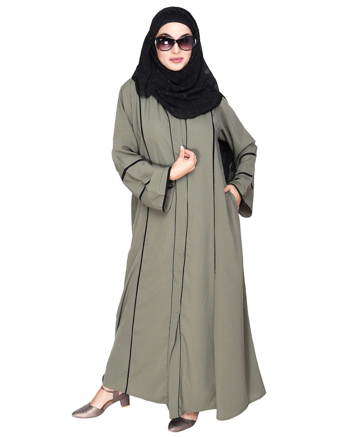 Snazzy Lace Abaya