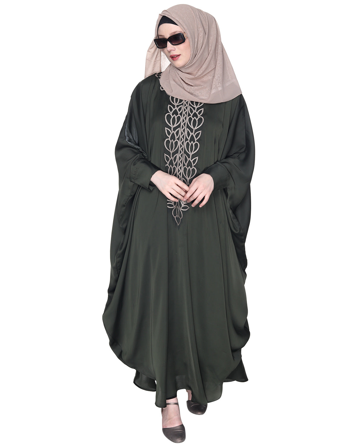Strikingly Beautiful Embroidered Kaftan