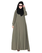 An Umbrella Style Pleated Abaya With Pinstriped Yolk